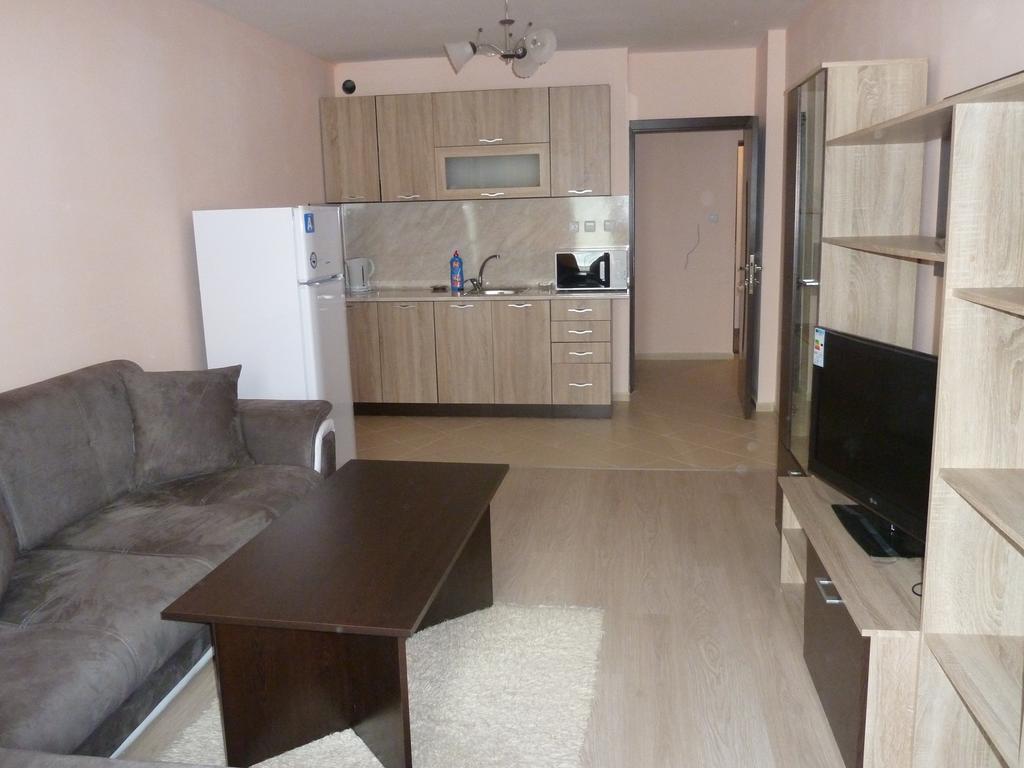 Anfid Apartments Burgas Екстер'єр фото